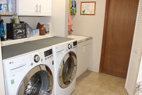 Tiny photo for 13528 LAVERGNE Avenue, Crestwood, IL 60418 (MLS # 12598554)