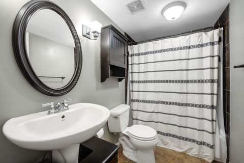 Tiny photo for 10411 S Komensky Avenue #101B, Oak Lawn, IL 60453 (MLS # 12595227)