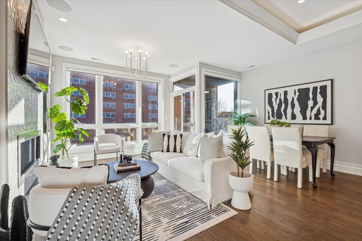 1448 W Chestnut Street 3