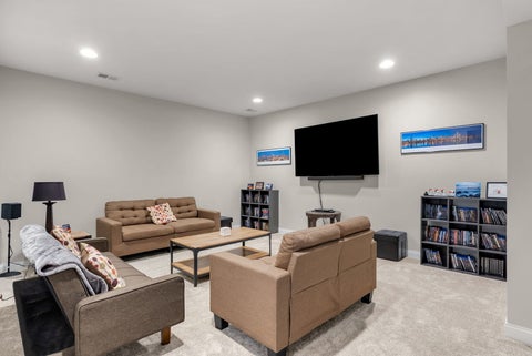 Tiny photo for 3911 Orchard Drive #3911, Bettendorf, IA 52722 (MLS # 12603200)