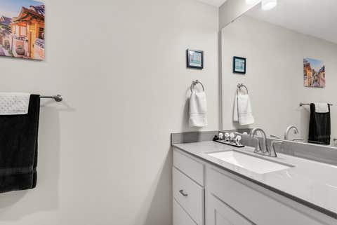 Tiny photo for 3911 Orchard Drive #3911, Bettendorf, IA 52722 (MLS # 12603200)