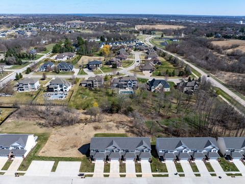 Tiny photo for 3911 Orchard Drive #3911, Bettendorf, IA 52722 (MLS # 12603200)