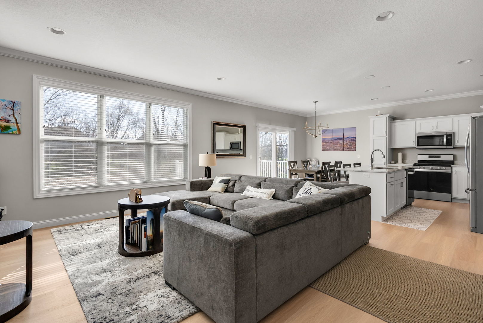 3911 Orchard Drive 3911