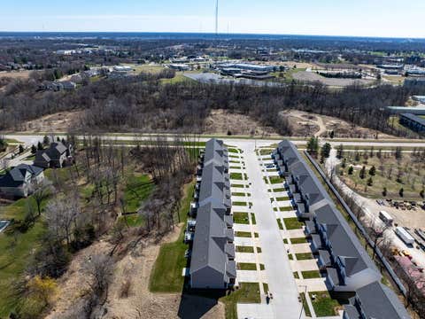 Tiny photo for 3911 Orchard Drive #3911, Bettendorf, IA 52722 (MLS # 12603200)