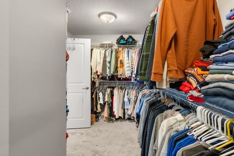 Tiny photo for 3911 Orchard Drive #3911, Bettendorf, IA 52722 (MLS # 12603200)