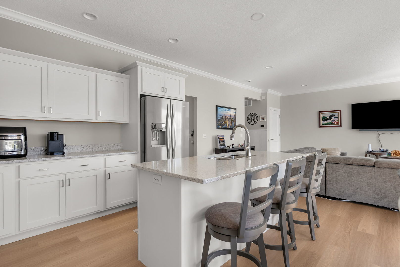 3911 Orchard Drive 3911