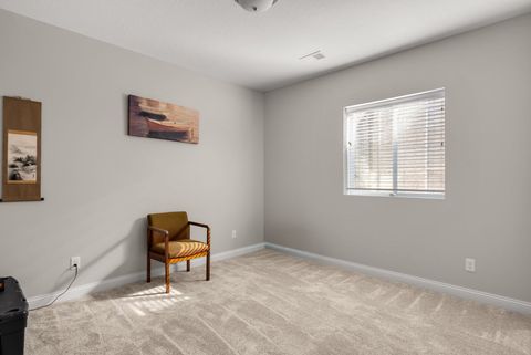 Tiny photo for 3911 Orchard Drive #3911, Bettendorf, IA 52722 (MLS # 12603200)