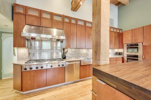 Tiny photo for 2401 W OHIO Street #31, Chicago, IL 60612 (MLS # 12509596)