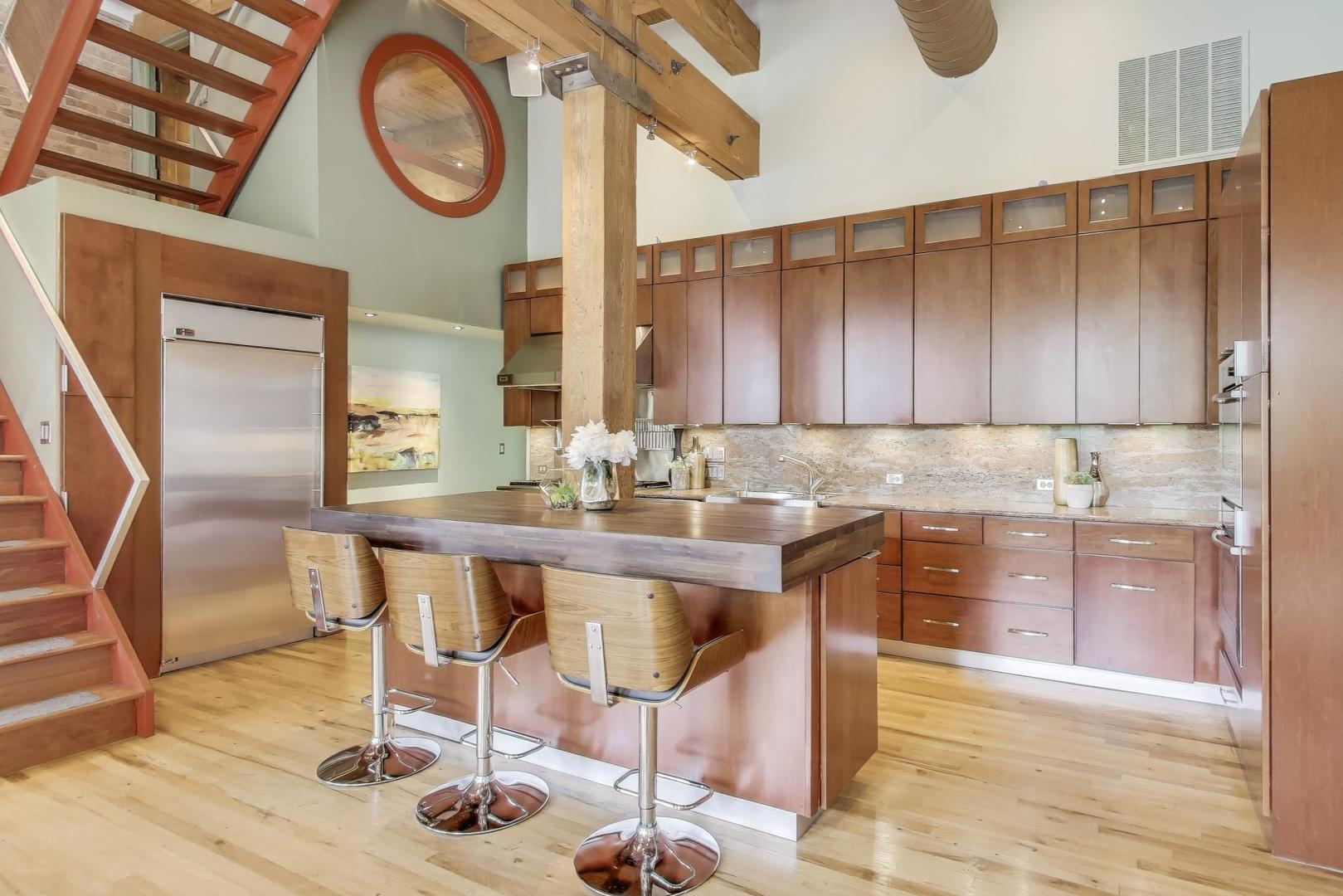 2401 W OHIO Street 31