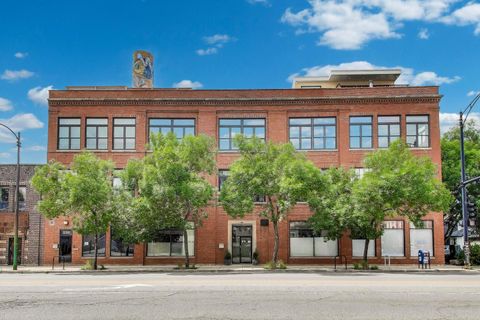 Photo of 2401 W OHIO Street #31, Chicago, IL 60612 (MLS # 12509596)