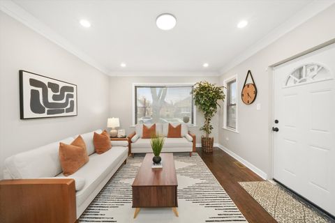 Tiny photo for 9225 S SAGINAW Avenue, Chicago, IL 60617 (MLS # 12385368)