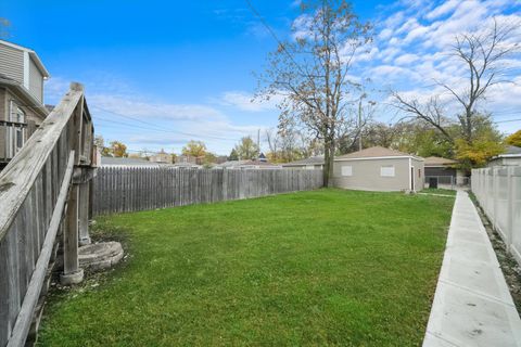 Tiny photo for 9225 S SAGINAW Avenue, Chicago, IL 60617 (MLS # 12385368)