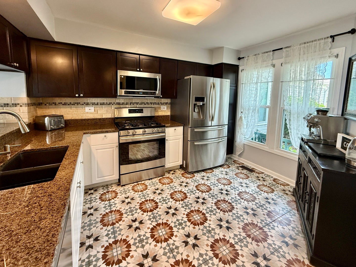 259 Doral Court 6