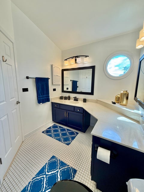 Tiny photo for 259 Doral Court #6, Elk Grove Village, IL 60007 (MLS # 12726186)