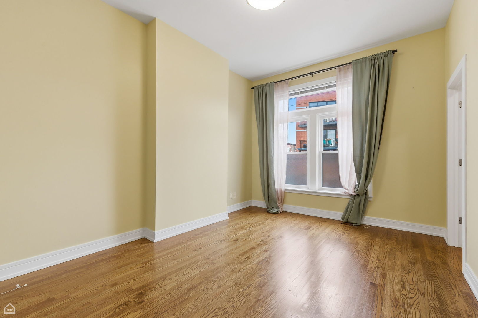 2523 W Chicago Avenue 2