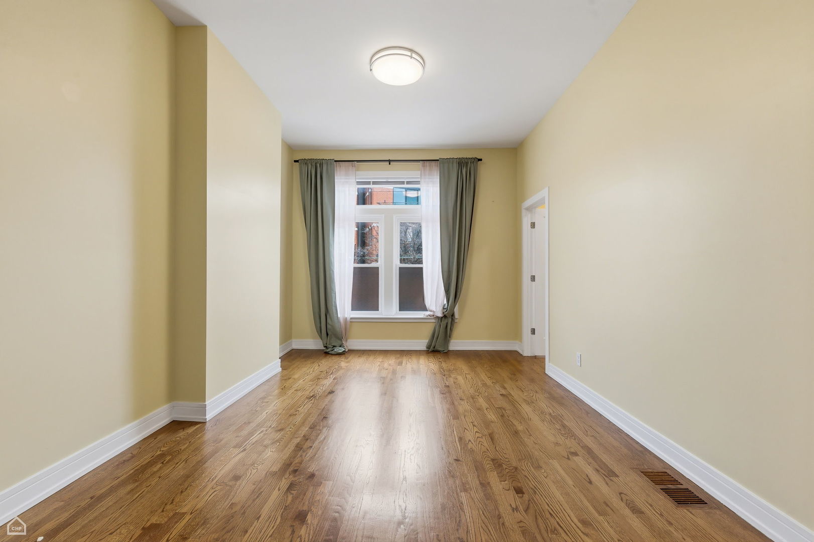 2523 W Chicago Avenue 2