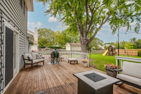 Tiny photo for 176 Adler Drive, Libertyville, IL 60048 (MLS # 12760362)