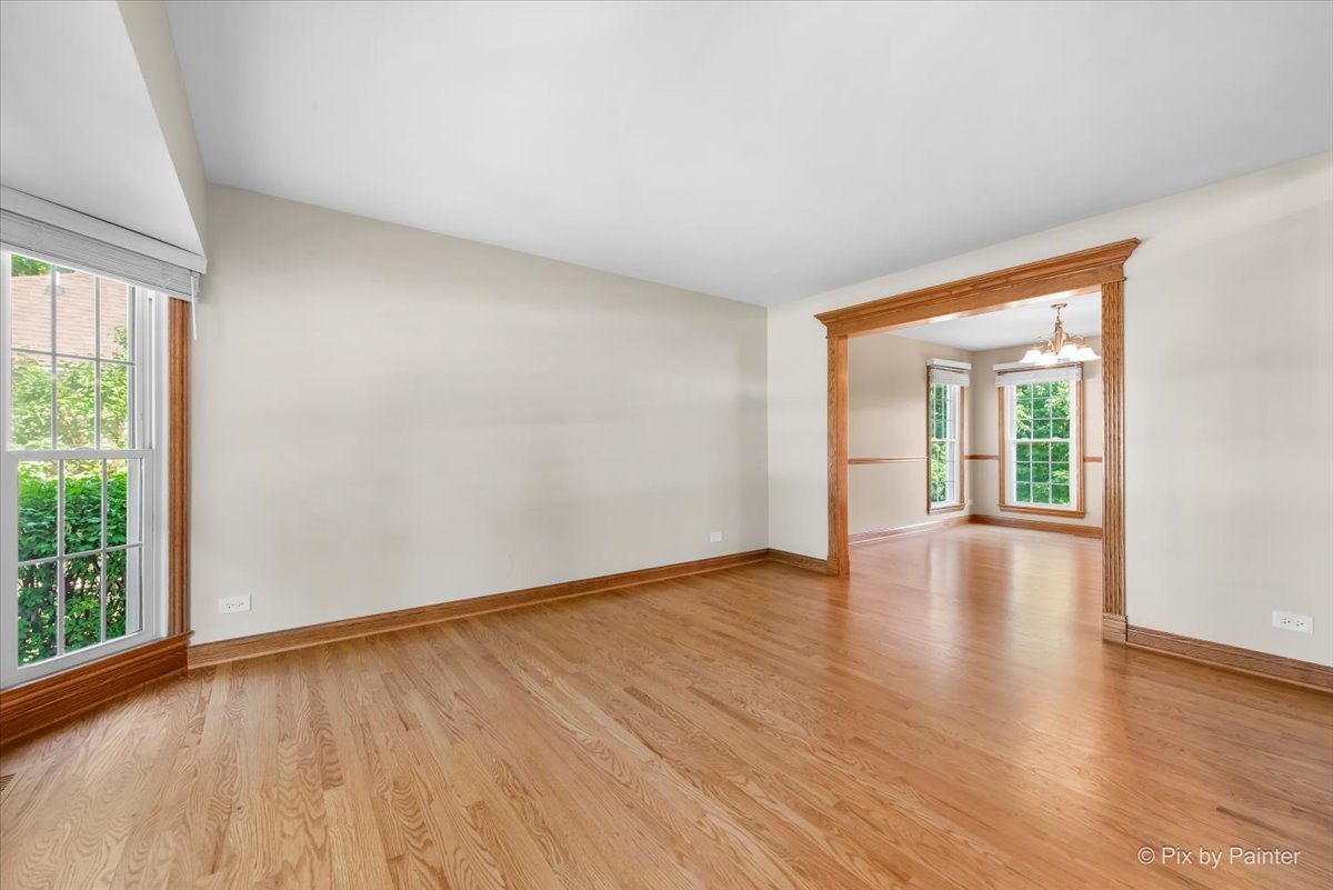 906 Ridgewood Drive