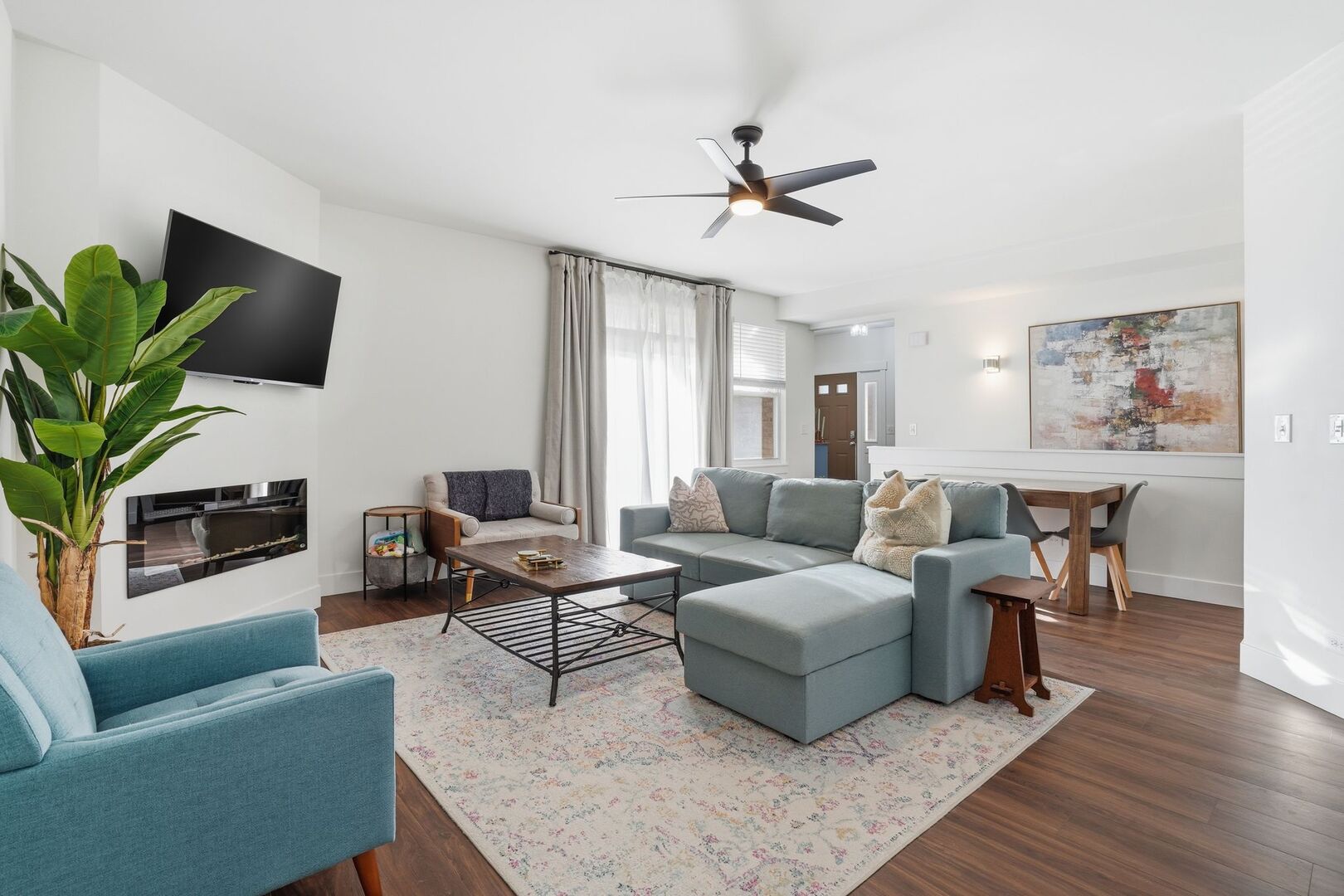 2103 Glacier Court
