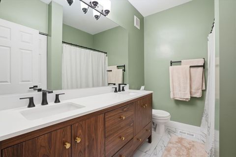 Tiny photo for Algonquin, IL 60102 (MLS # 12622309)