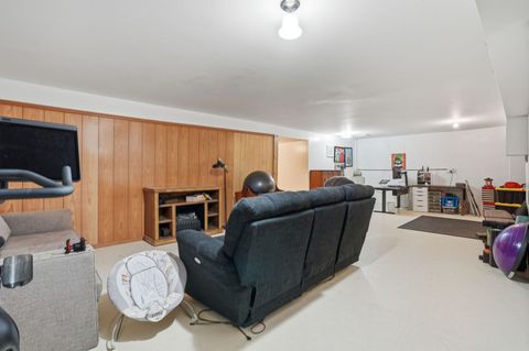 Tiny photo for Algonquin, IL 60102 (MLS # 12622309)
