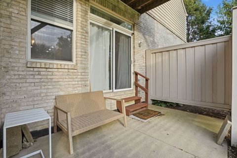 Tiny photo for Algonquin, IL 60102 (MLS # 12622309)