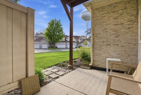 Tiny photo for Algonquin, IL 60102 (MLS # 12622309)