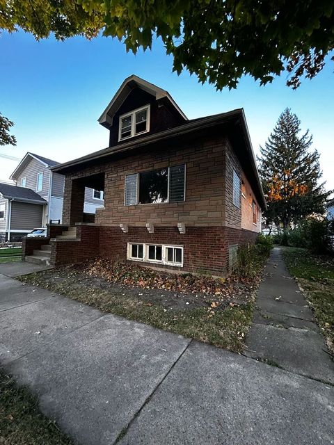 Tiny photo for 2615 Cuyler Avenue, Berwyn, IL 60402 (MLS # 12541413)