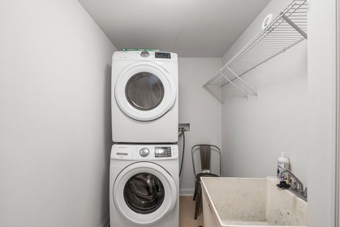Tiny photo for 3250 N Lincoln Avenue #C, Chicago, IL 60657 (MLS # 12737395)
