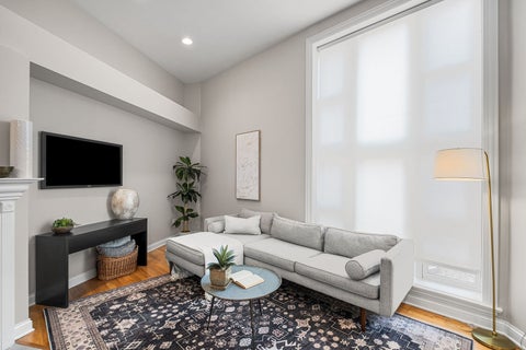 Tiny photo for 3250 N Lincoln Avenue #C, Chicago, IL 60657 (MLS # 12737395)