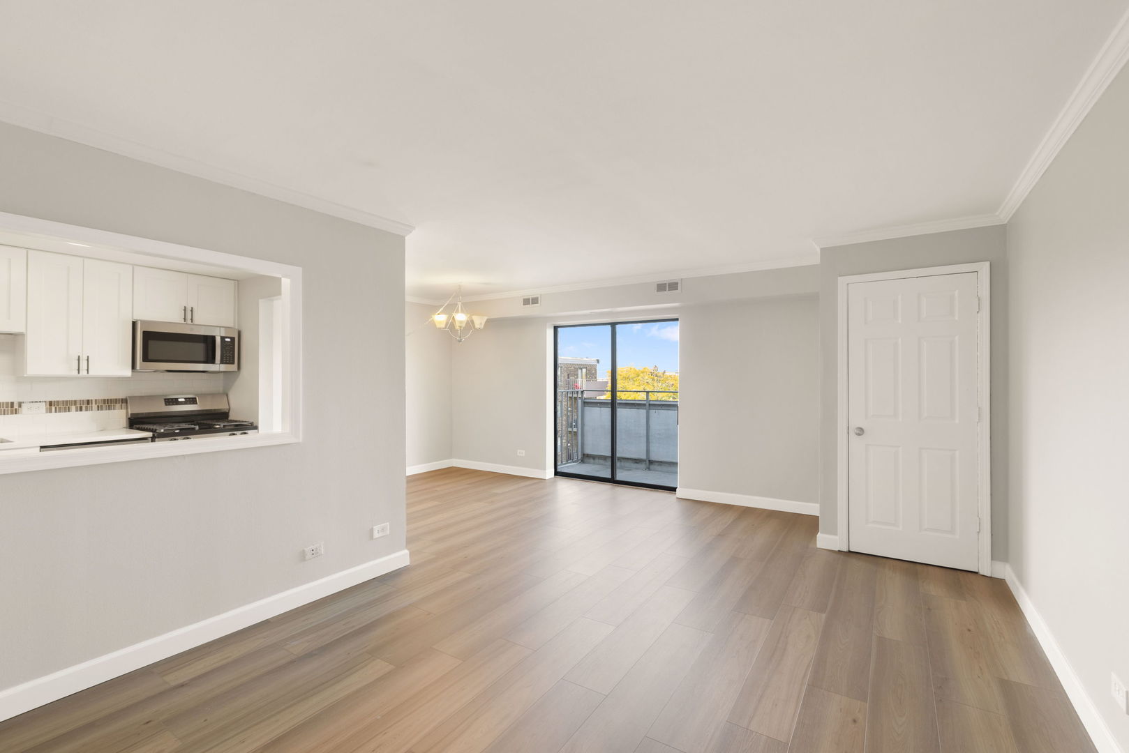 1460 FAIRLANE Drive 515