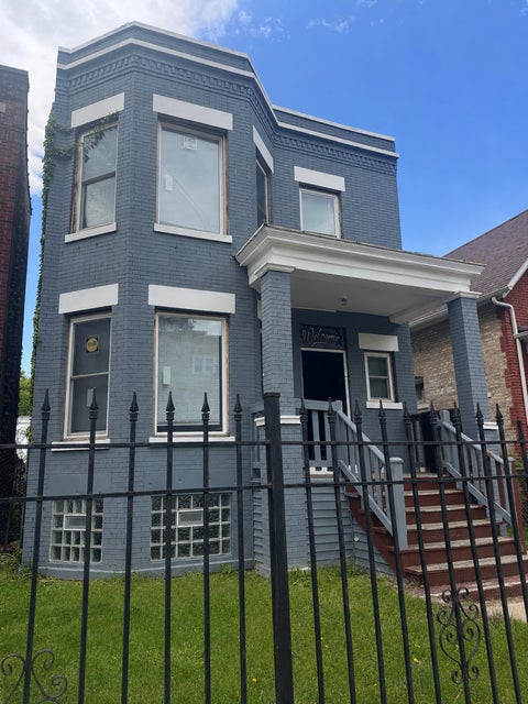 Photo of 7324 S Blackstone Avenue, Chicago, IL 60619 (MLS # 12654956)