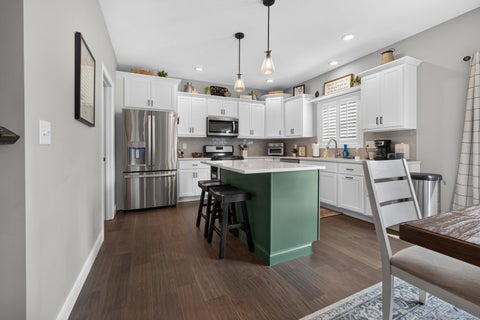 Tiny photo for 3 Flag Tree Court, Bloomington, IL 61705 (MLS # 12724270)