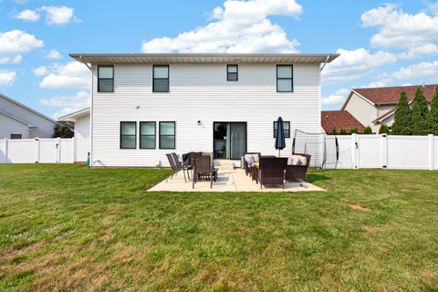 Tiny photo for 3 Flag Tree Court, Bloomington, IL 61705 (MLS # 12724270)
