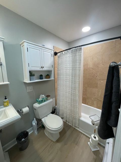 Tiny photo for 1414 Elmwood Avenue #3F, Evanston, IL 60201 (MLS # 12554467)