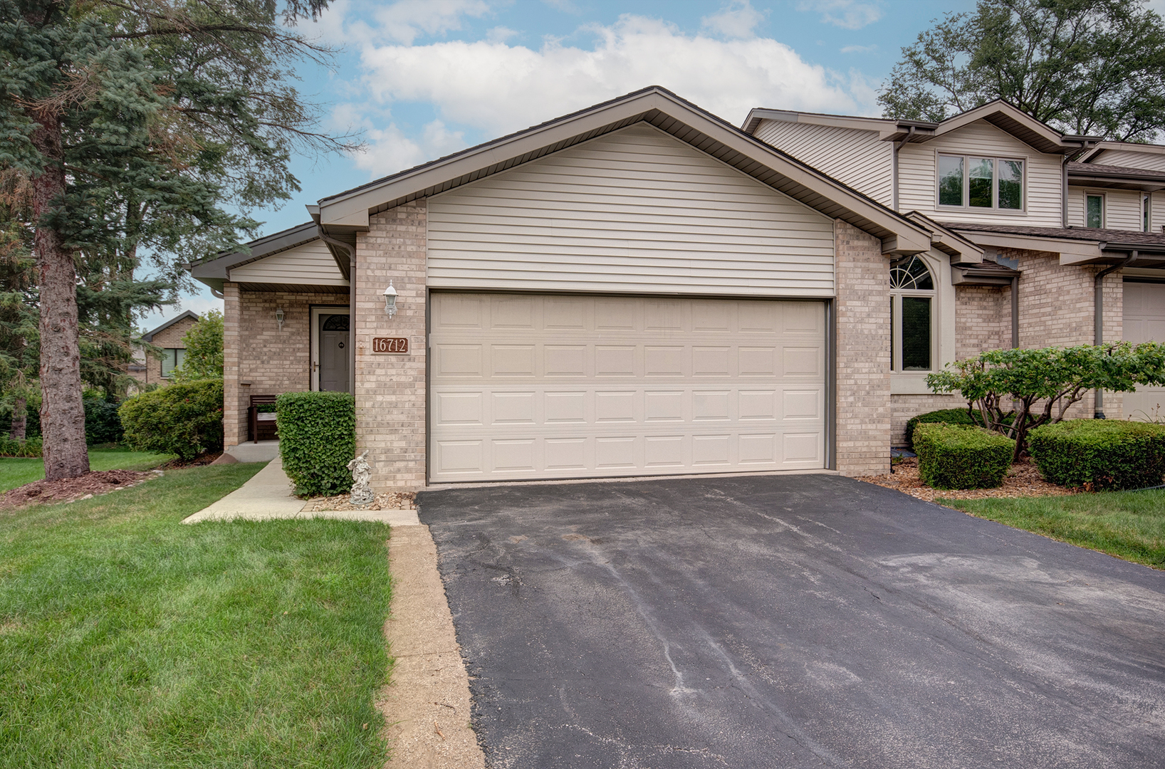 View Orland Park, IL 60467 townhome