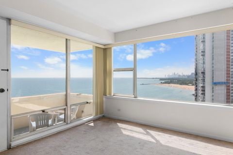 Tiny photo for 6157 N Sheridan Road #19G, Chicago, IL 60660 (MLS # 12454702)