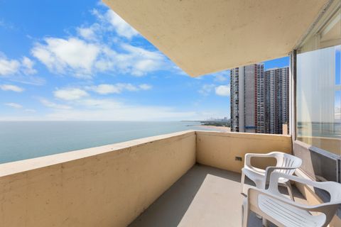 Tiny photo for 6157 N Sheridan Road #19G, Chicago, IL 60660 (MLS # 12454702)