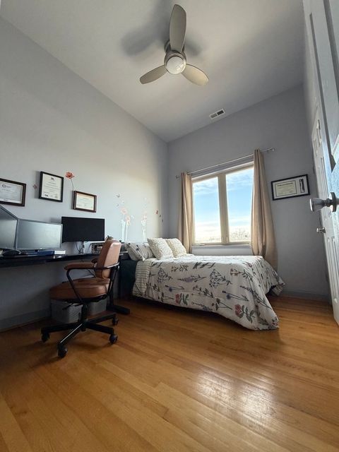 Tiny photo for 3446 W Bryn Mawr Avenue #3, Chicago, IL 60659 (MLS # 12559312)
