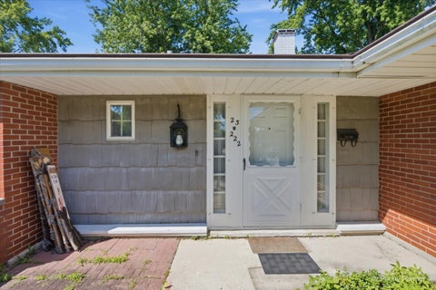Tiny photo for 23W222 Westchester Court, Glen Ellyn, IL 60137 (MLS # 12682371)