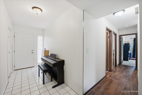 Tiny photo for 23W222 Westchester Court, Glen Ellyn, IL 60137 (MLS # 12682371)