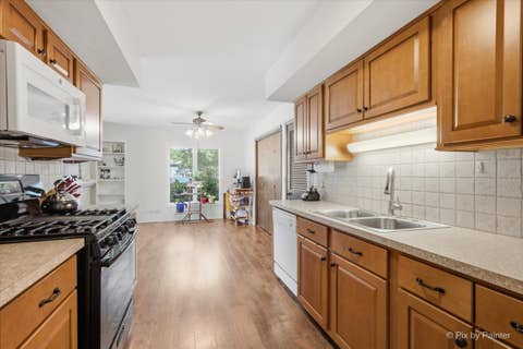 Tiny photo for 23W222 Westchester Court, Glen Ellyn, IL 60137 (MLS # 12682371)