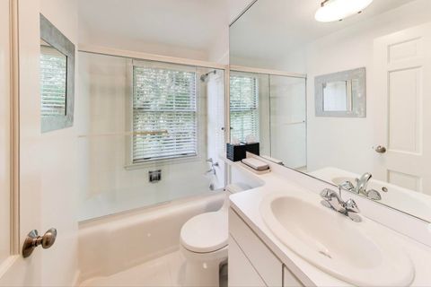 Tiny photo for 1076 Old Elm Lane, Glencoe, IL 60022 (MLS # 12587889)