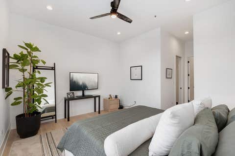 Tiny photo for 4405 N Richmond Street #205, Chicago, IL 60625 (MLS # 12646477)