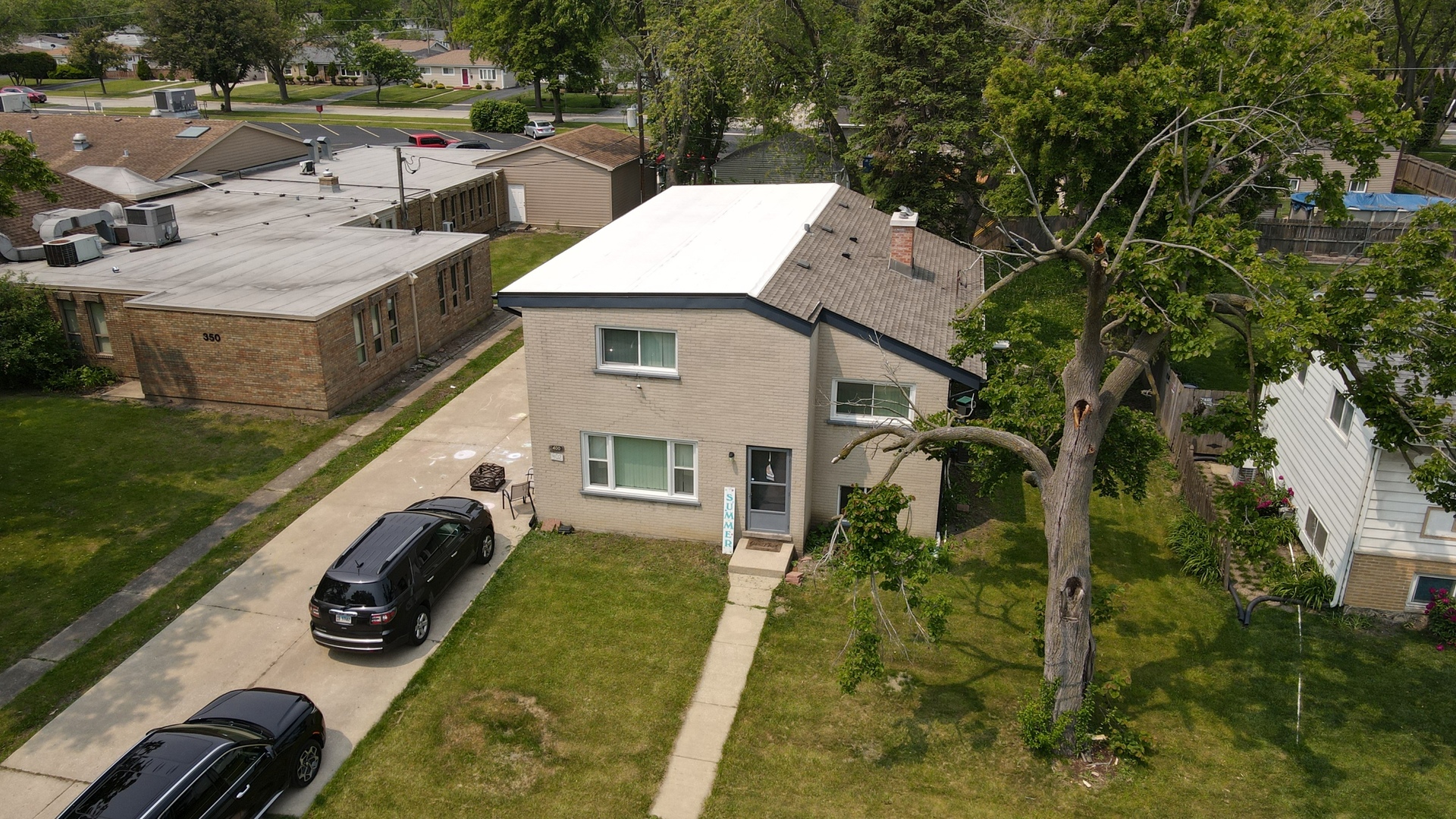 400 N Addison Road