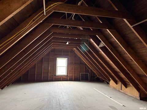 Tiny photo for 716 NORTH Street, Mt Vernon, IL 62864 (MLS # EB458929)