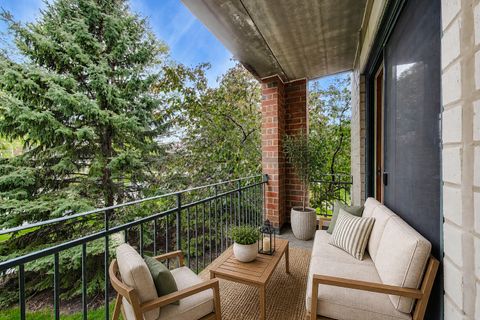 Tiny photo for 115 N Clifton Avenue #101, Park Ridge, IL 60068 (MLS # 12635944)