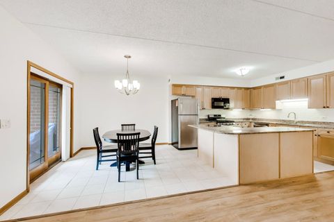 Tiny photo for 115 N Clifton Avenue #101, Park Ridge, IL 60068 (MLS # 12635944)