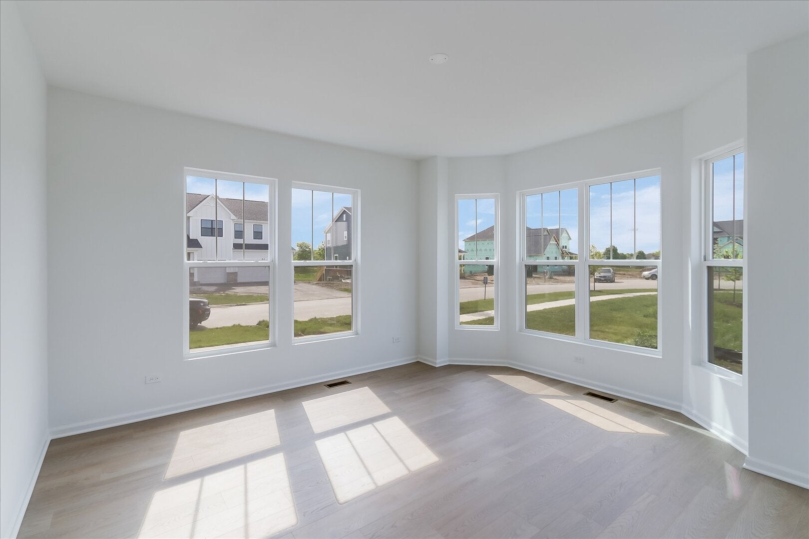 23 Hawthorn Ridge Drive