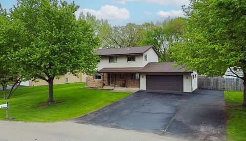 Photo of 22547 S Bramble Hill Road, Joliet, IL 60404 (MLS # 12635041)